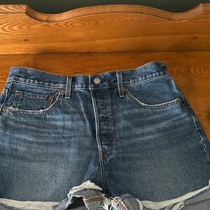 Denim Cutoff Shorts! Levi high waisted 501 Dennin shorts! Waist 31